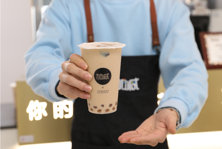 365体育官网茶饮：为什么说奶茶行业适合年轻人的创业项目